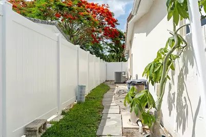 10476 NW 3rd Street, Plantation, FL 33324 - Photo 44