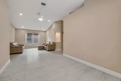 9529 Cherry Blossom Terrace, Boynton Beach, FL 33437 - Photo 8