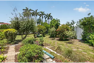 2305 SW 23rd Cranbrook Drive, Boynton Beach, FL 33436 - Photo 24