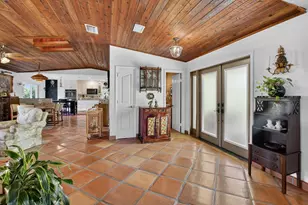 2305 SW 23rd Cranbrook Dr, Boynton Beach, FL 33436 - Photo 10