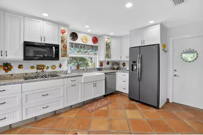 2305 SW 23rd Cranbrook Drive, Boynton Beach, FL 33436 - Photo 14