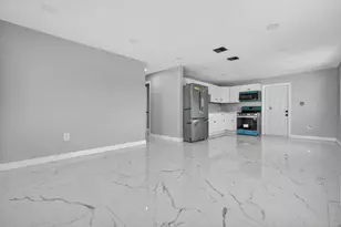 245 SW 11th Ave, South Bay, FL 33493 - Photo 8