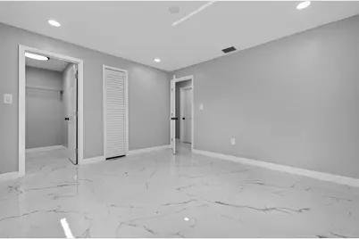 245 SW 11th Avenue, South Bay, FL 33493 - Photo 16