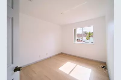 2052 Oakhurst Way, Riviera Beach, FL 33404 - Photo 14