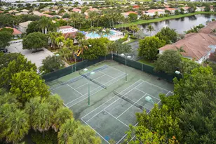 2052 Oakhurst Way, Riviera Beach, FL 33404 - Photo 34