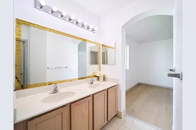 2052 Oakhurst Way, Riviera Beach, FL 33404 - Photo 16