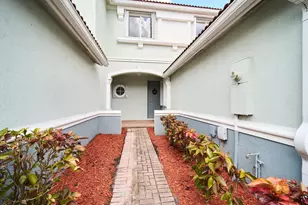 2052 Oakhurst Way, Riviera Beach, FL 33404 - Photo 24