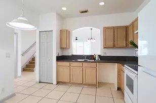 2052 Oakhurst Way, Riviera Beach, FL 33404 - Photo 2