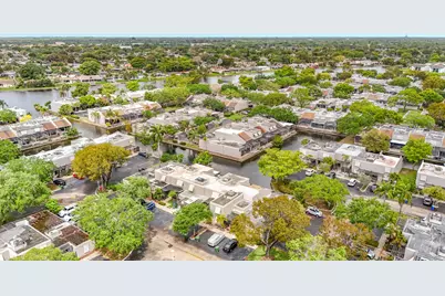 11313 NW 15th Street, Pembroke Pines, FL 33026 - Photo 76