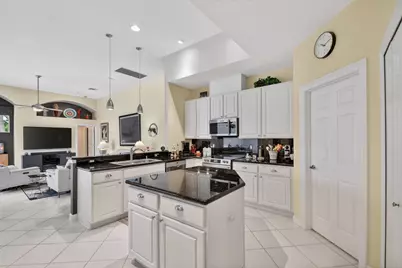 7039 Brunswick Circle, Boynton Beach, FL 33472 - Photo 16