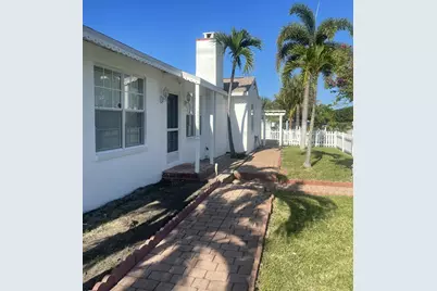 255 Foresteria Drive, Lake Park, FL 33403 - Photo 2