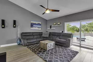 6440 Olde Moat Way, Davie, FL 33331 - Photo 6