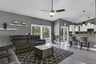 6440 Olde Moat Way, Davie, FL 33331 - Photo 16