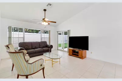 234 Moccasin Trail W, Jupiter, FL 33458 - Photo 10