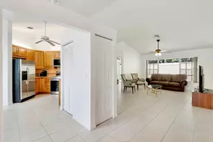 234 Moccasin Trail W, Jupiter, FL 33458 - Photo 4