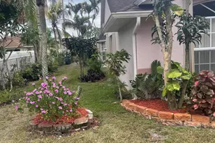 1538 SW Neptune Ave, Port Saint Lucie, FL 34953 - Photo 4