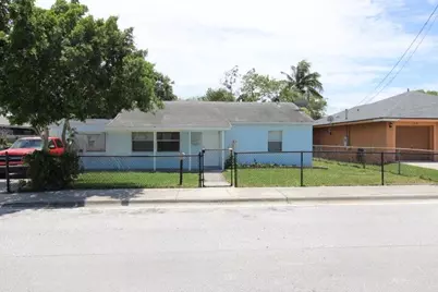 1417 W 32nd Street, Riviera Beach, FL 33404 - Photo 2