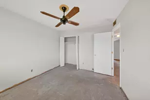 1100 NE 191st St, Miami, FL 33179 - Photo 14