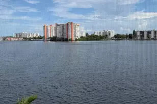1100 NE 191st St, Miami, FL 33179 - Photo 24