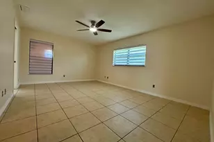 328 W Sugarland Cir, Clewiston, FL 33440 - Photo 10