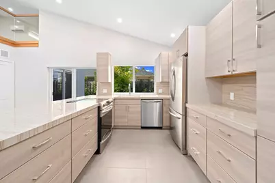 4197 NE 5th Avenue, Boca Raton, FL 33431 - Photo 4