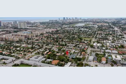 814 NE 8th Street, Hallandale Beach, FL 33009 - Photo 24