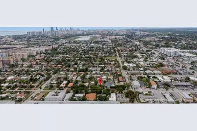 814 NE 8th Street, Hallandale Beach, FL 33009 - Photo 22