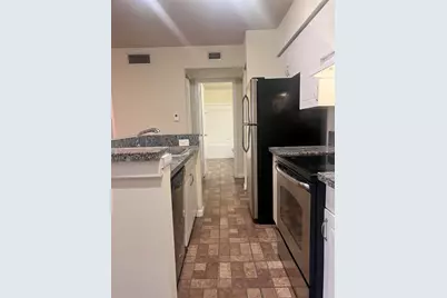 4879 Via Palm Lakes #615, West Palm Beach, FL 33417 - Photo 10