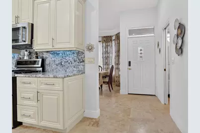 32 Monterey Pointe Drive, Palm Beach Gardens, FL 33418 - Photo 12