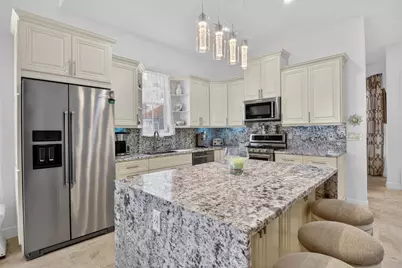 32 Monterey Pointe Drive, Palm Beach Gardens, FL 33418 - Photo 18