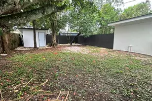 950 E Dayton Cir, Fort Lauderdale, FL 33312 - Photo 22