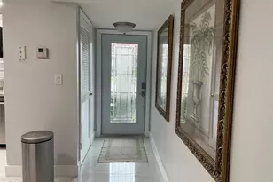 9420 S Hollybrook Lake Dr, Pembroke Pines, FL 33025 - Photo 4