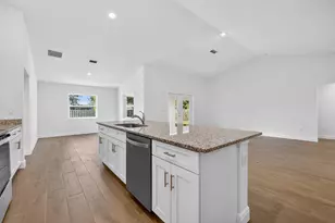 1267 SW Edinburgh Dr, Port Saint Lucie, FL 34953 - Photo 12