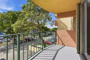 9360 Fontainebleau Blvd, Miami, FL 33172 - Photo 28