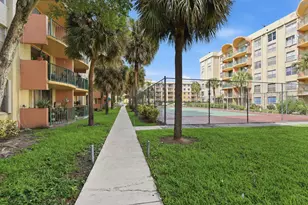 9360 Fontainebleau Blvd, Miami, FL 33172 - Photo 2