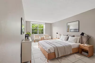 9360 Fontainebleau Boulevard #Apt 310, Miami, FL 33172 - Photo 8