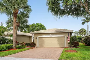 10760 Royal Caribbean Cir, Boynton Beach, FL 33437 - Photo 2