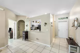 10760 Royal Caribbean Cir, Boynton Beach, FL 33437 - Photo 4
