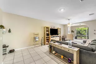 10760 Royal Caribbean Cir, Boynton Beach, FL 33437 - Photo 8