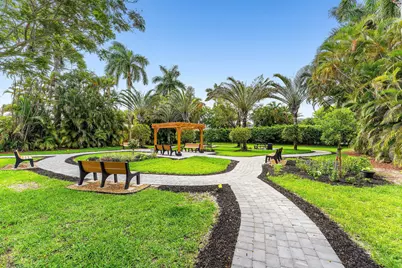 10760 Royal Caribbean Circle, Boynton Beach, FL 33437 - Photo 36