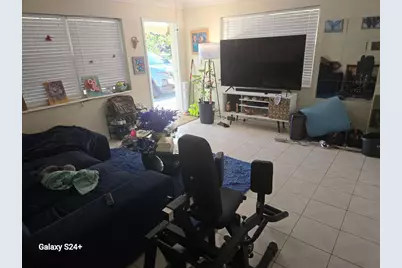 311 NE 42nd Street, Oakland Park, FL 33334 - Photo 8