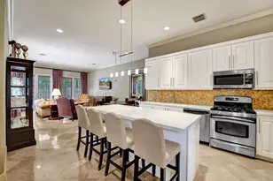 1400 NE 24th St, Wilton Manors, FL 33305 - Photo 1