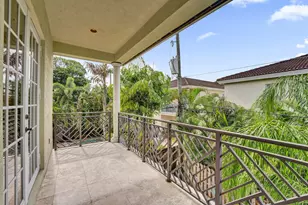 1400 NE 24th St, Wilton Manors, FL 33305 - Photo 30