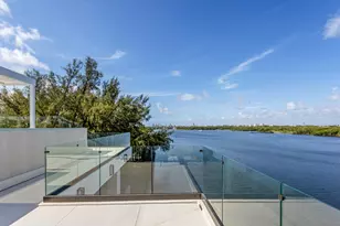 900 Lago Mar Ln, Boca Raton, FL 33431 - Photo 2