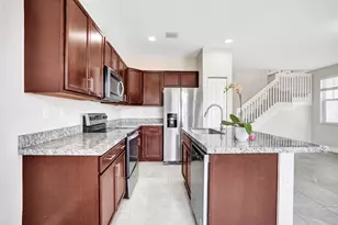 4926 NW 48th Terrace, Tamarac, FL 33319 - Photo 2