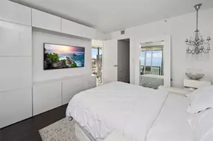 555 NE 15th St, Miami, FL 33132 - Photo 16
