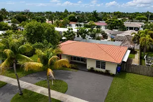 420 SE 4th Ct, Pompano Beach, FL 33060 - Photo 4
