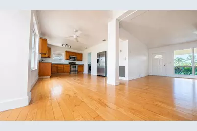 420 SE 4th Court, Pompano Beach, FL 33060 - Photo 14
