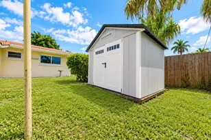 420 SE 4th Ct, Pompano Beach, FL 33060 - Photo 38