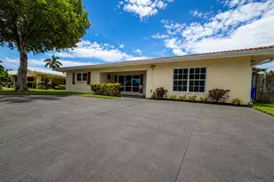 420 SE 4th Ct, Pompano Beach, FL 33060 - Photo 2